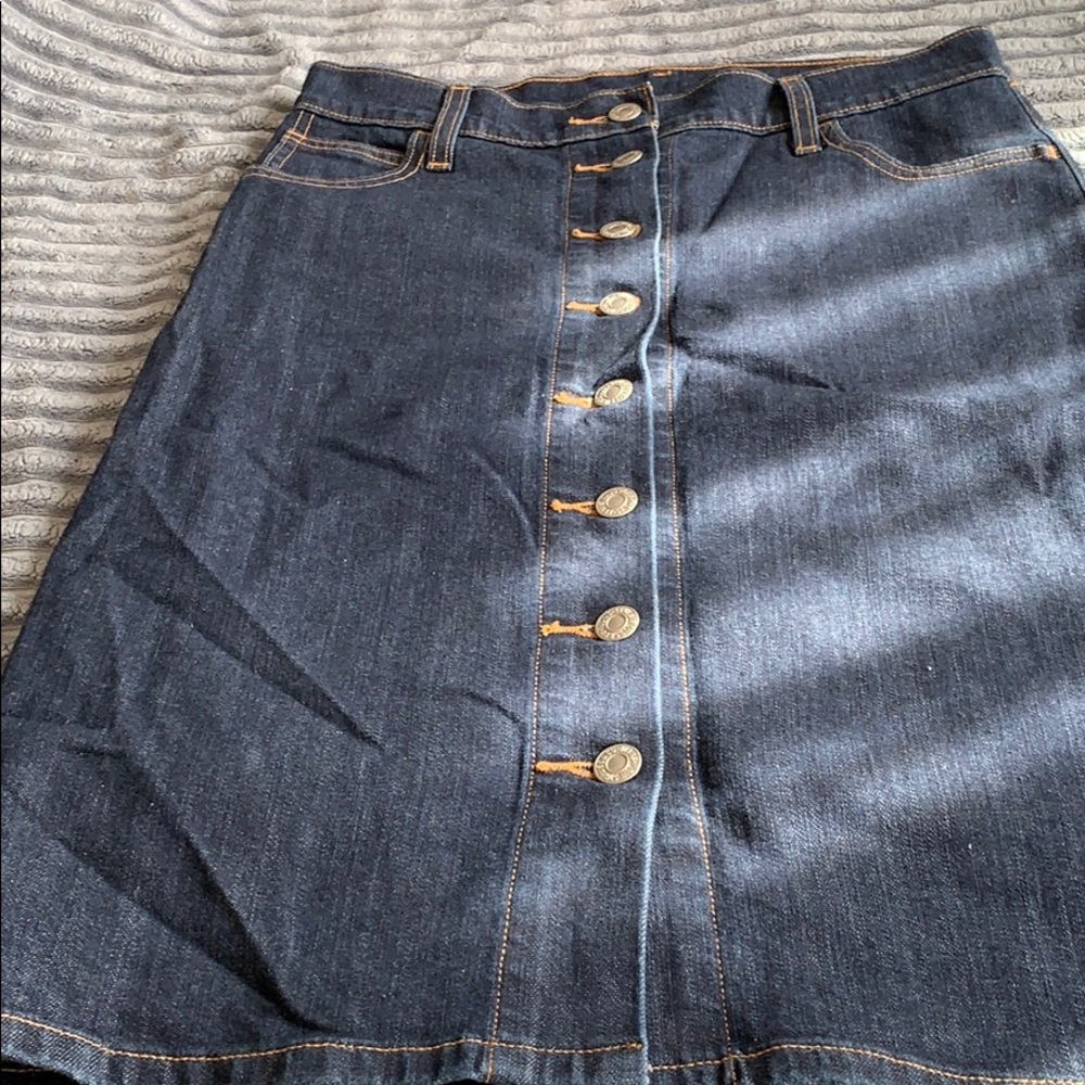 Ladies Levi’s Skirt